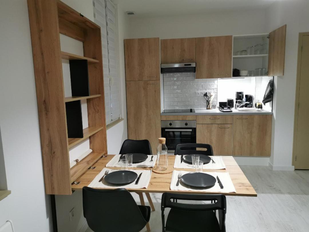 La Monaco Du Nord Apartment Гранвил Екстериор снимка